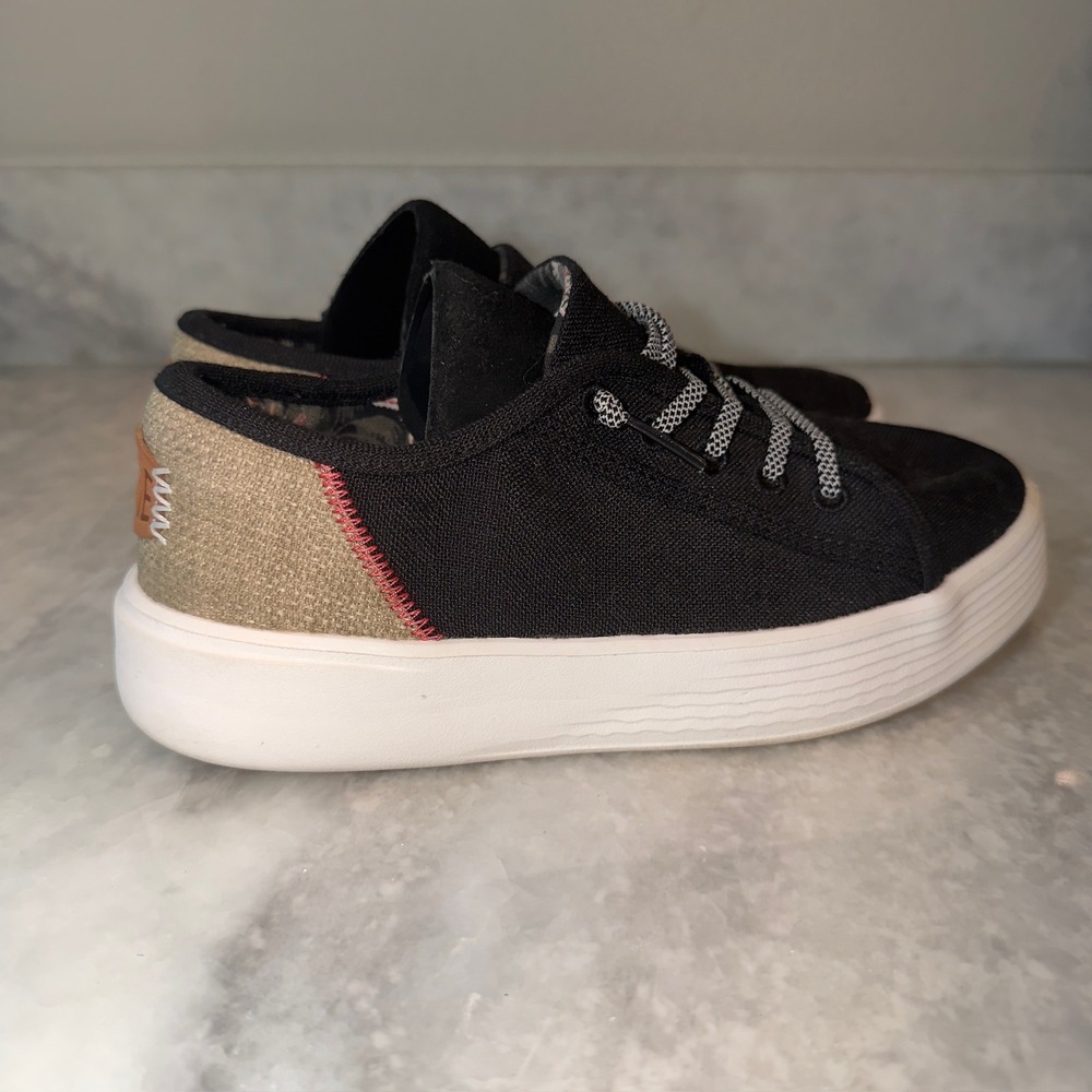 Hey Dude Cody Craft Black Canvas Slip On Sneakers Womens Size 5 40600-001